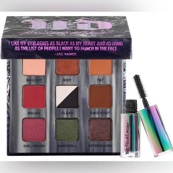 Urban Decay
2-Pc. Troublemaker Eyeshadow Palette & Mascara Set - Picture 4 of 16